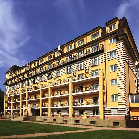Royal Hotels And Spa Resorts Promenad Truskavec' Esterno foto