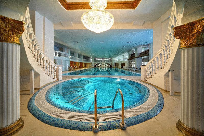 Royal Hotels And Spa Resorts Promenad Truskavec' Servizi foto
