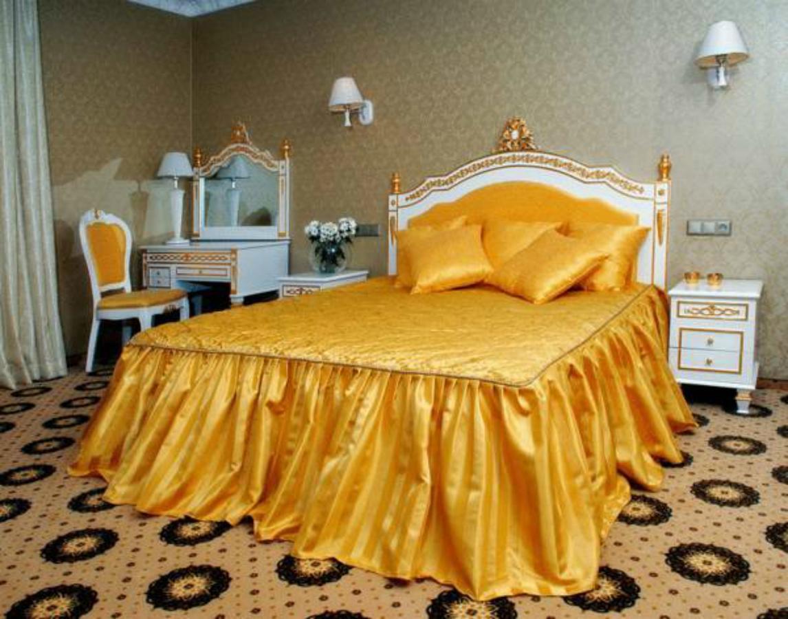 Royal Hotels And Spa Resorts Promenad Truskavec' Esterno foto