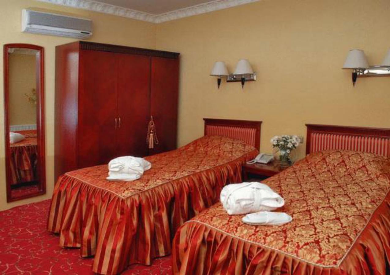 Royal Hotels And Spa Resorts Promenad Truskavec' Esterno foto