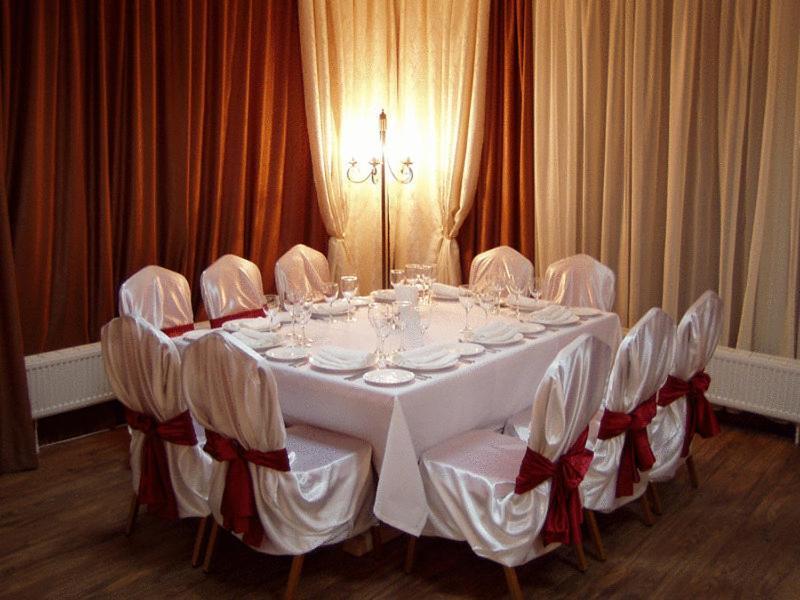 Royal Hotels And Spa Resorts Promenad Truskavec' Esterno foto
